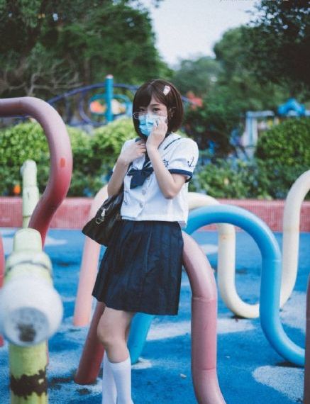 少妇被按摩师摸高潮了_720在线观看