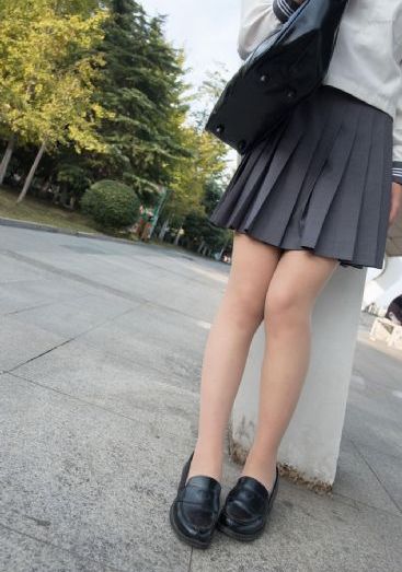 伊人成综合网_成人在线观看免费