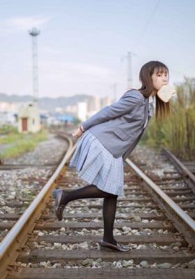 亚洲图欧洲自拍图片_高清电影完整版