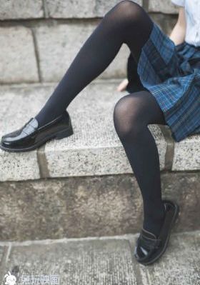 国产AV在线播放水莓100_日韩在线播放专区