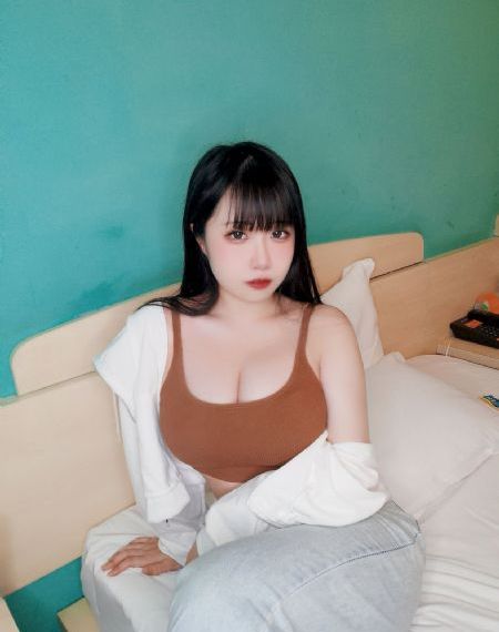 淫乱家教2_蓝光在线视频播放