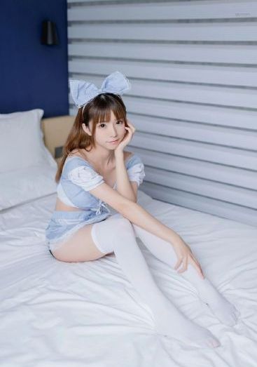 jk制服可裸体爆乳自慰流水_手机免费播放动漫