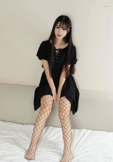 猫咪成人一二三区日韩国产_720高清完整版