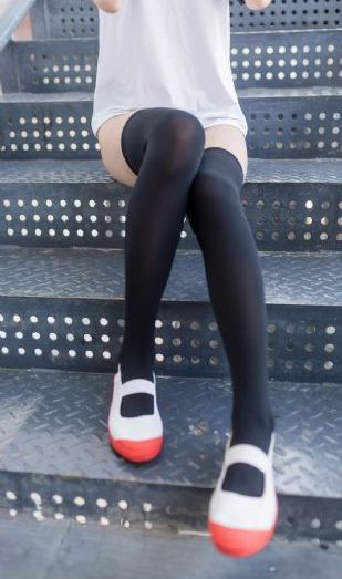 美女黄视频在线观看_BD英语完整视频观看
