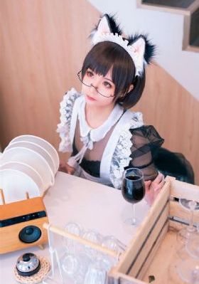 年轻女教师7中文字幕_720高清完整版