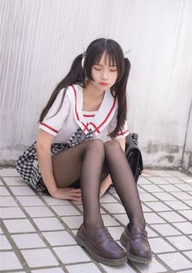 国产裸体美女无遮挡_720在线观看视频