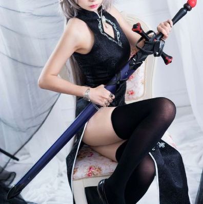 办公室被三个老板玩弄的文案_DVDBD在线观看